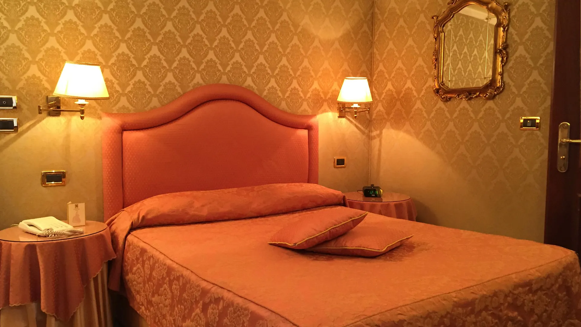 ונציה Hotel Colombina איטליה
